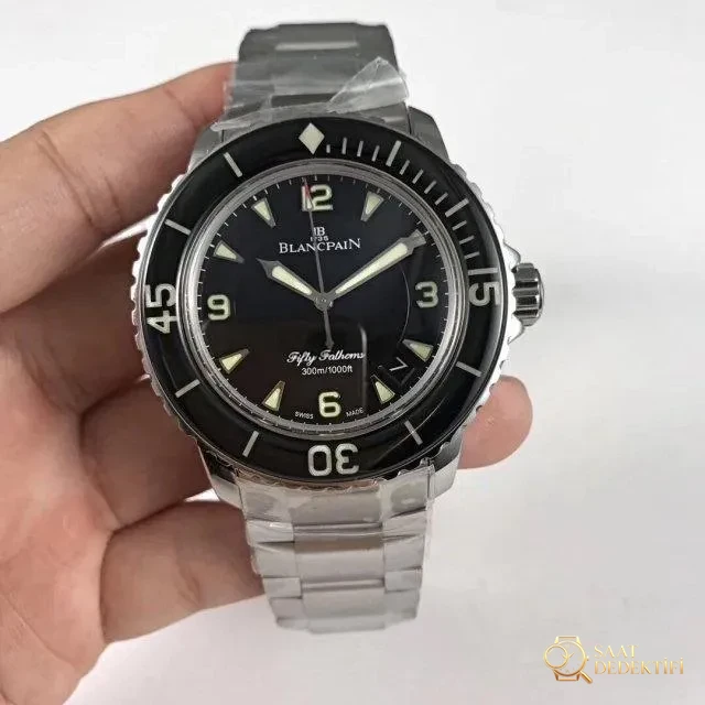 Blancpain 2836-2 ZF Factory İncelemesi - Ön Görünüm ve Kasa Tasarımı