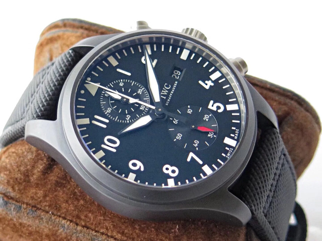 ZF Factory Replika IWC Top Gun Miramar IW389001 ve IW389002 Seramik Saatler Yayınlandı — 5. fotoğraf