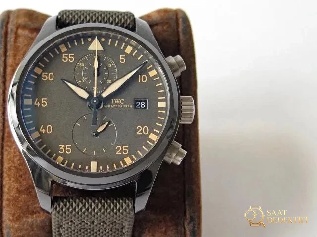 ZF Factory Replika IWC Top Gun Miramar IW389001 ve IW389002 Seramik Saatler Yayınlandı - Genel Açı ve Estetik Duruş