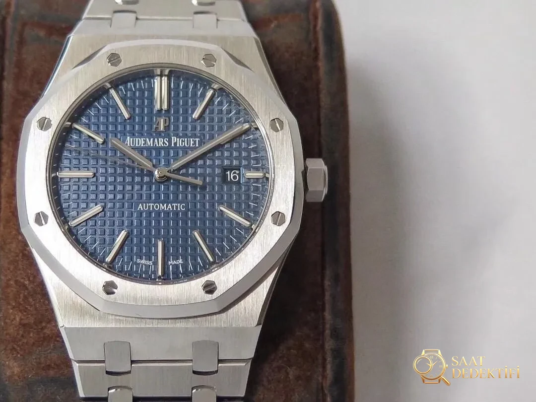 Официальный сайт ZF Factory: Как новые точные копии часов Audemars Piguet Royal Oak 15500? В чем разница по сравнению с AP 15400? - Браслет, пряжка и зажимной механизм