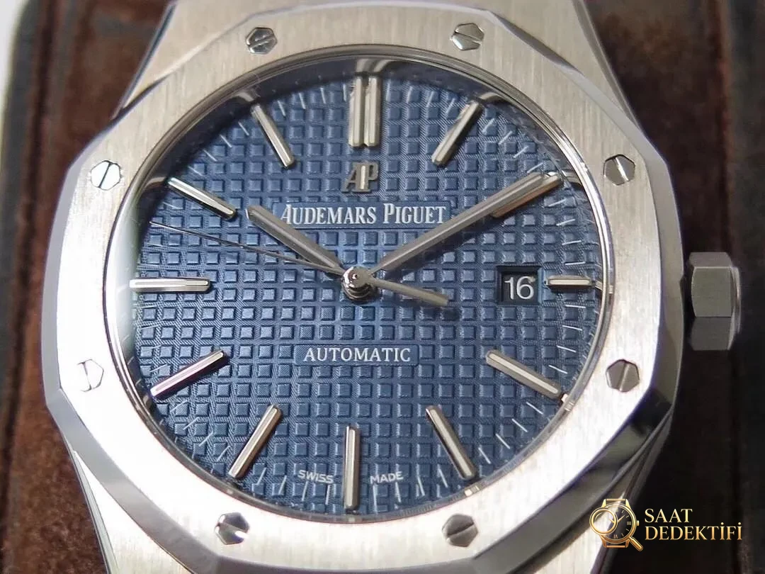 Официальный сайт ZF Factory: Как новые точные копии часов Audemars Piguet Royal Oak 15500? В чем разница по сравнению с AP 15400? - Замок с зажимом и лазерные штампы