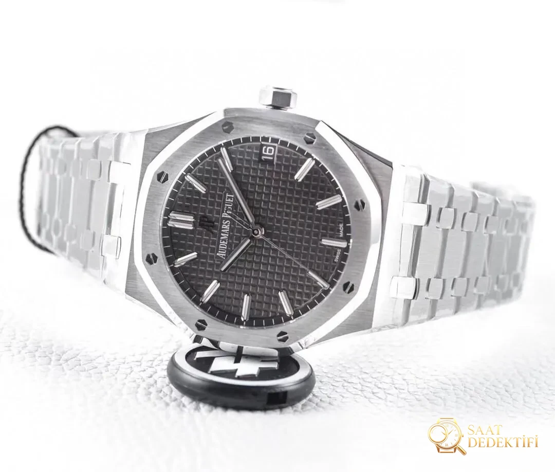 Официальный сайт ZF Factory: Как новые точные копии часов Audemars Piguet Royal Oak 15500? В чем разница по сравнению с AP 15400? - Гравировка и выравнивание безеля Rehaut