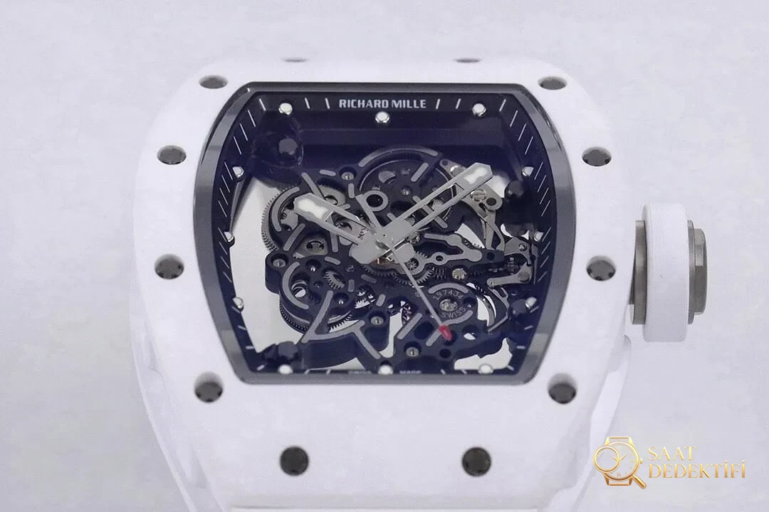 ZF Factory Richard Mille RM-055 V3 Versiyonu — Beyaz Efsane, Yeni Neslin Saat Kralı! - Arka Kapak ve Mekanizma Detayı