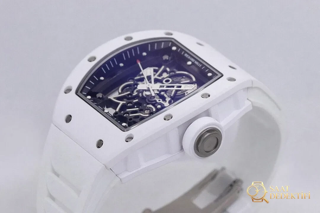 ZF Factory Richard Mille RM-055 V3 Versiyonu — Beyaz Efsane, Yeni Neslin Saat Kralı! - Fosfor ve Super-LumiNova Gece Görünümü