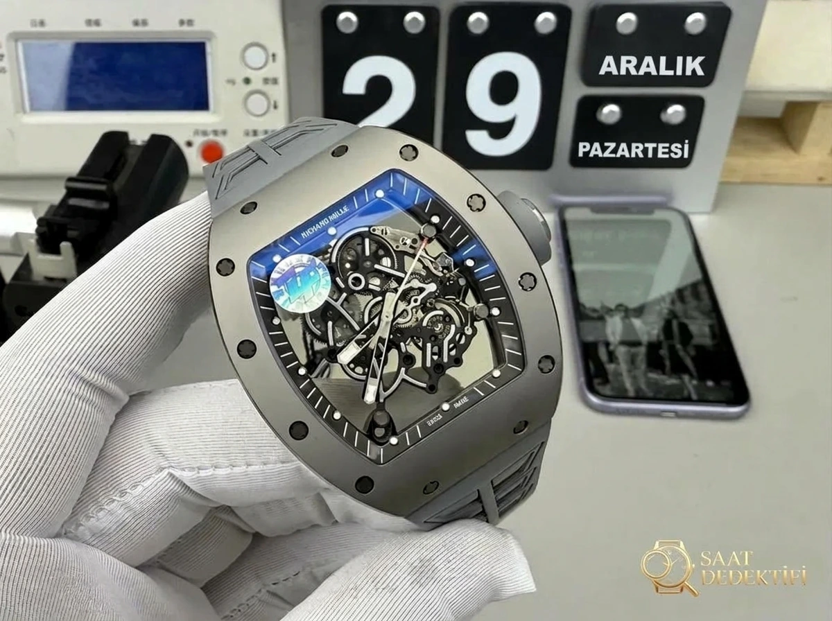 ZF Factory Richard Mille RM055 köpek balığı grisi seramik + titanyum kalitesi nasıl? - Kadran Detayı ve Bezel İşçiliği