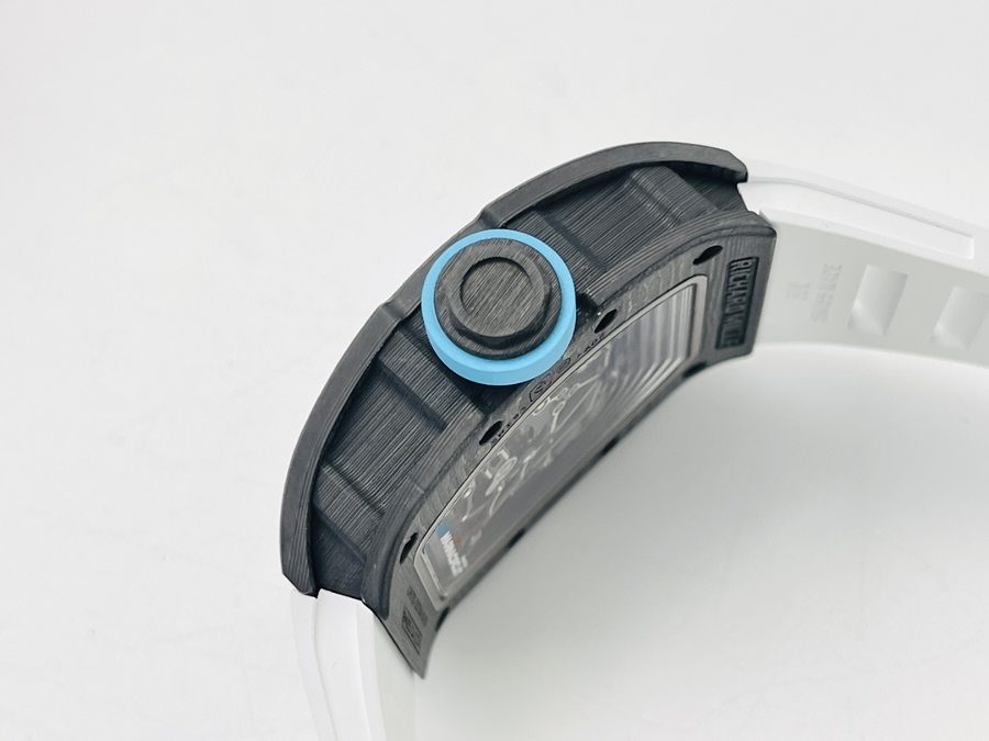 ZF Factory Richard Mille RM055 Mavi Bezel Karbon Fiber Sınırlı Seri Kol Saati İncelemesi — 5. fotoğraf
