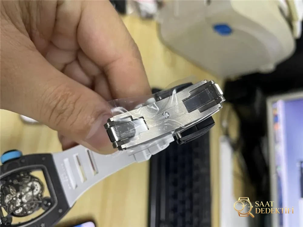 ZF Factory Richard Mille RM055 NTPT Karbon Fiber Tiffany Blue - Abu Dhabi Yas Marina Pisti Sınırlı Üretim Replika Saat - Mekanizma Zemberek ve Balans Detayı