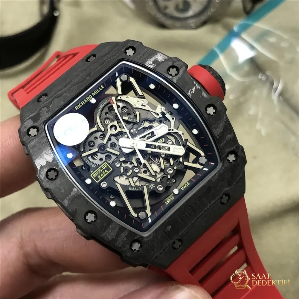 ZF Factory Richard Mille RM35-02 V4 sürümünde neler geliştirildi? - Bilezik, Toka ve Klips Mekanizması