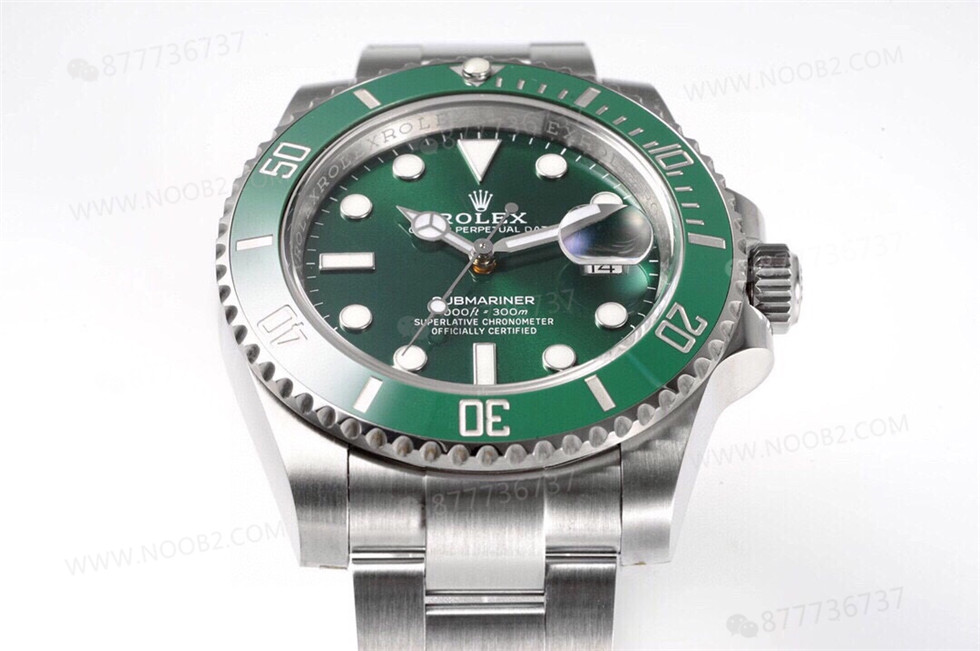 ZF Factory Rolex Yeşil Su Hayaletinin orijinal ve piyasadaki versiyonlarla karşılaştırması — 22. fotoğraf