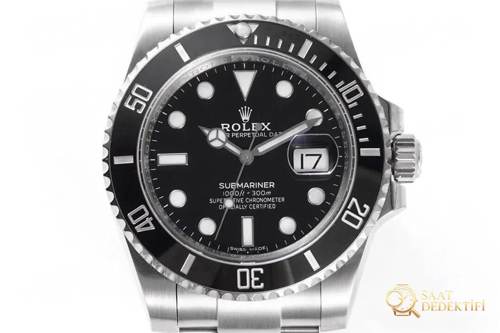 ZF Factory Rolex Yeşil Su Hayaletinin orijinal ve piyasadaki versiyonlarla karşılaştırması - Bezel İçi Rehaut Gravürü ve Hizalaması