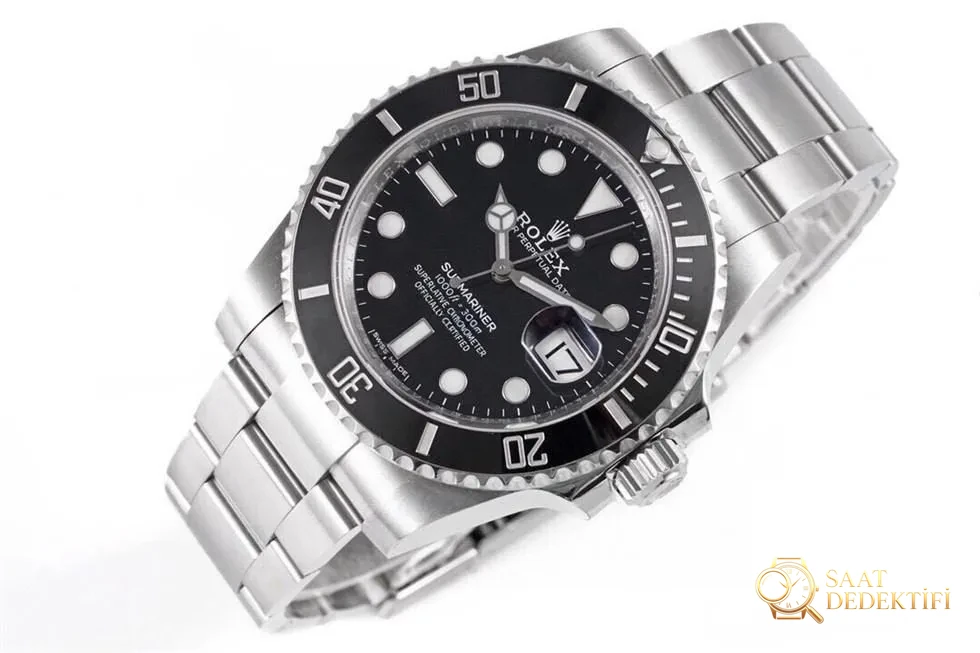 ZF Factory Rolex Yeşil Su Hayaletinin orijinal ve piyasadaki versiyonlarla karşılaştırması - Takimetre Skalası ve Baskı Keskinliği