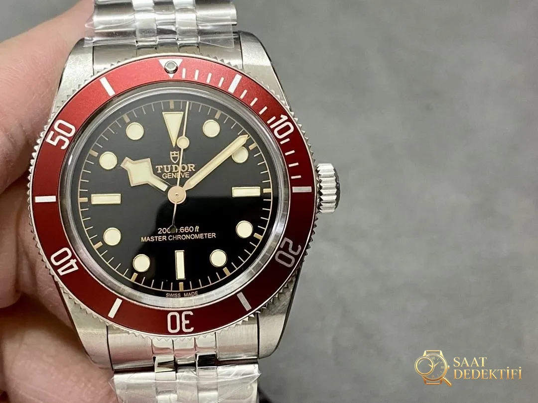 Tudor Black Bay ZF Factory İncelemesi - Ön Görünüm ve Kasa Tasarımı
