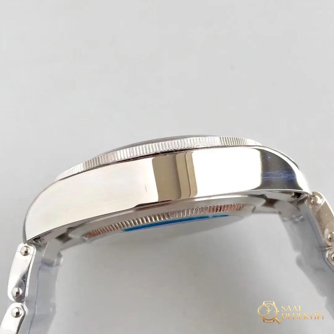 ZF Factory Tudor Black Bay küçük yeşil çiçek/yeşil su hayaleti dalış vintage yeşil bezel özel versiyon replika saat incelemesi - Mekanizma Zemberek ve Balans Detayı
