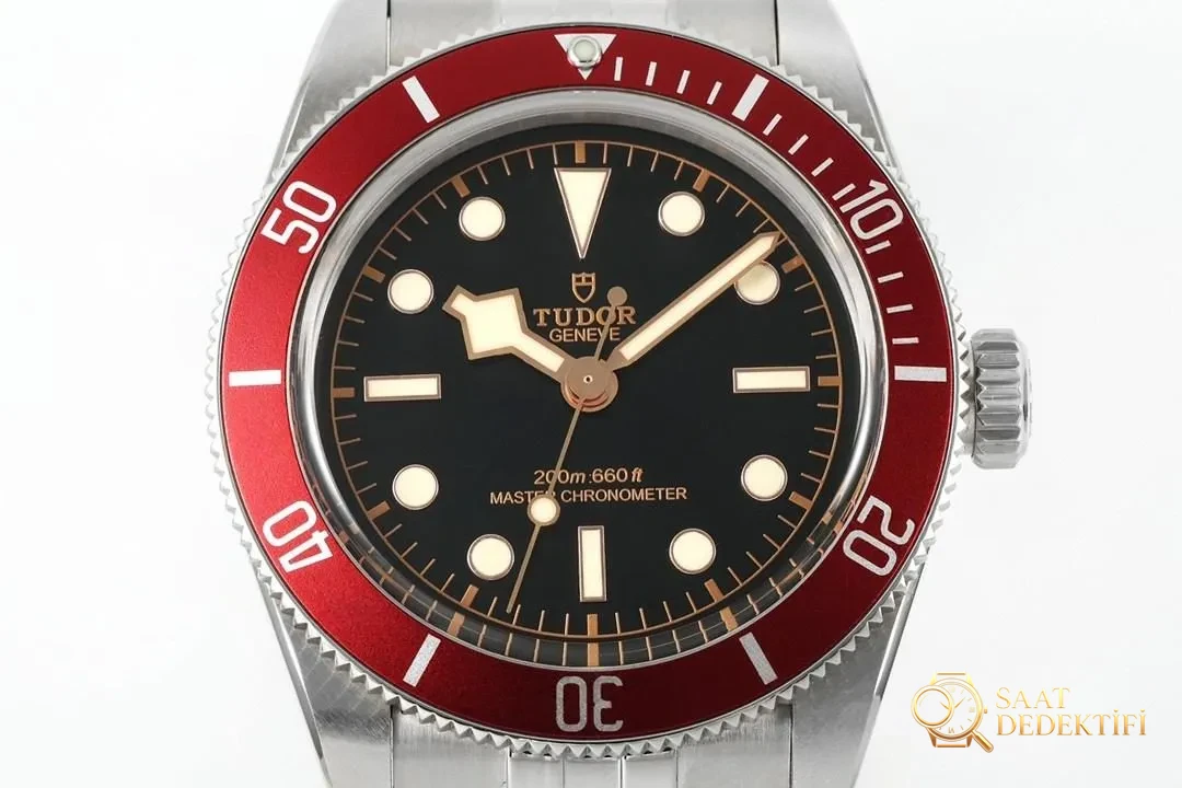 ZF Factory Tudor Black Bay M7941A küçükırmızı kalkan işçilik iyi mi? - Kadran Detayı ve Bezel İşçiliği