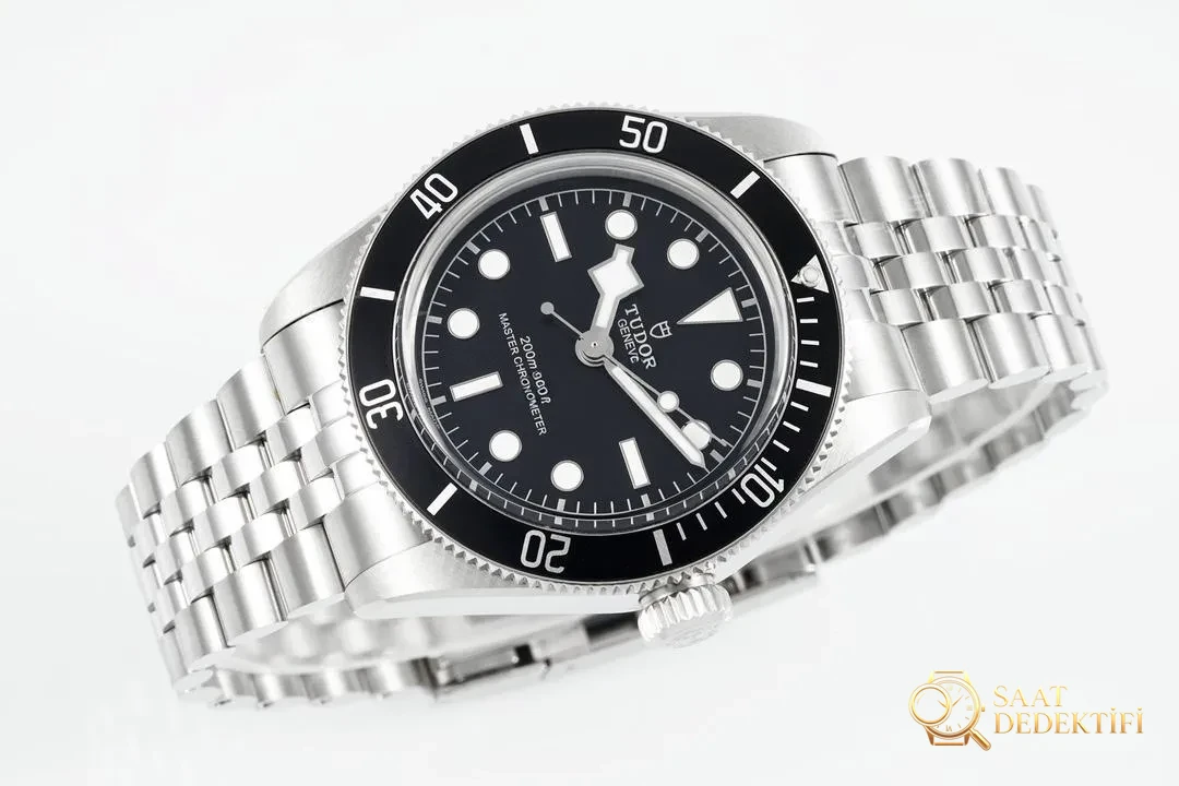 ZF Factory Tudor Black Bay M7941A1A0NU yeni model tanıtımı - Kasa Profili ve Kurma Kolu İncelemesi