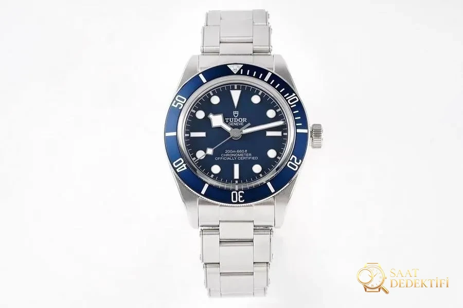 Tudor Black Bay M79030N-0001 ZF Factory İncelemesi - Ön Görünüm ve Kasa Tasarımı
