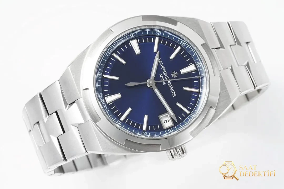 ZF Factory Vacheron Constantin Overseas 4500V ile 8F arasında ne fark var? - Bilezik, Toka ve Klips Mekanizması