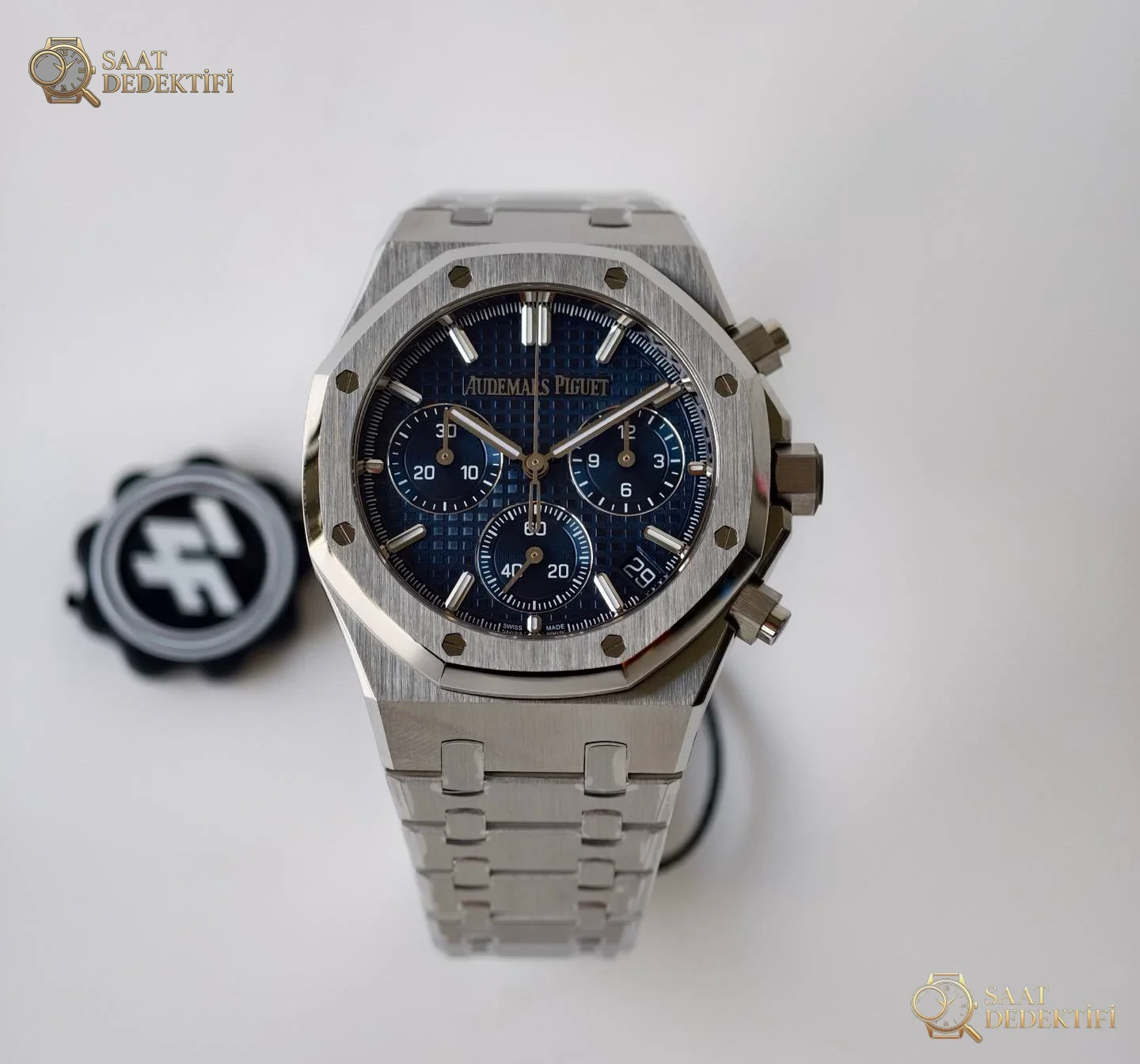 ZF Factory vs APS Factory Audemars Piguet 26240 Kronograf Karşılaştırması - Makro Laboratuvar ve Detay İncelemesi