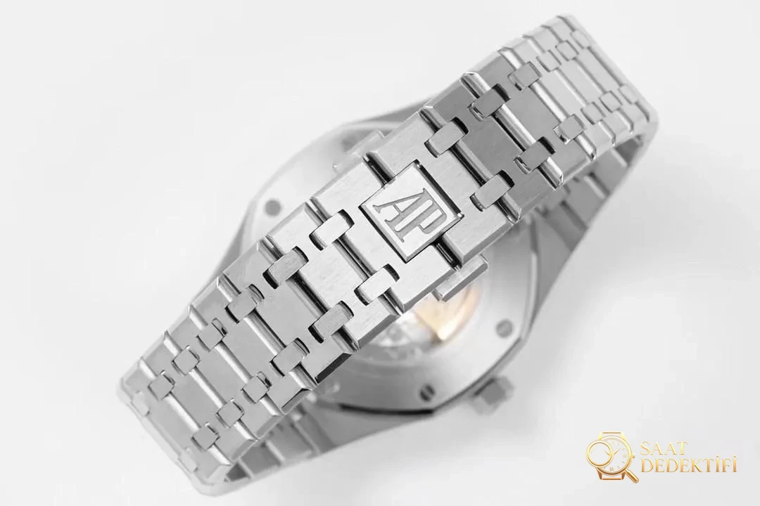 Z+f gerçekten ZF Factory mı? İşçilik detayları nasıl? JF Audemars Piguet 15400 ile karşılaştırınca hangi replika daha iyi? - Koleksiyon ve Vitrin Görünümü