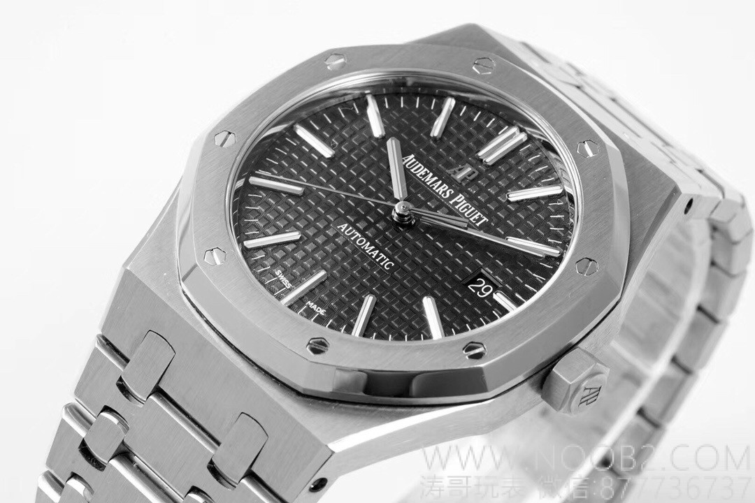 Z+f gerçekten ZF Factory mı? İşçilik detayları nasıl? JF Audemars Piguet 15400 ile karşılaştırınca hangi replika daha iyi? — 16. fotoğraf