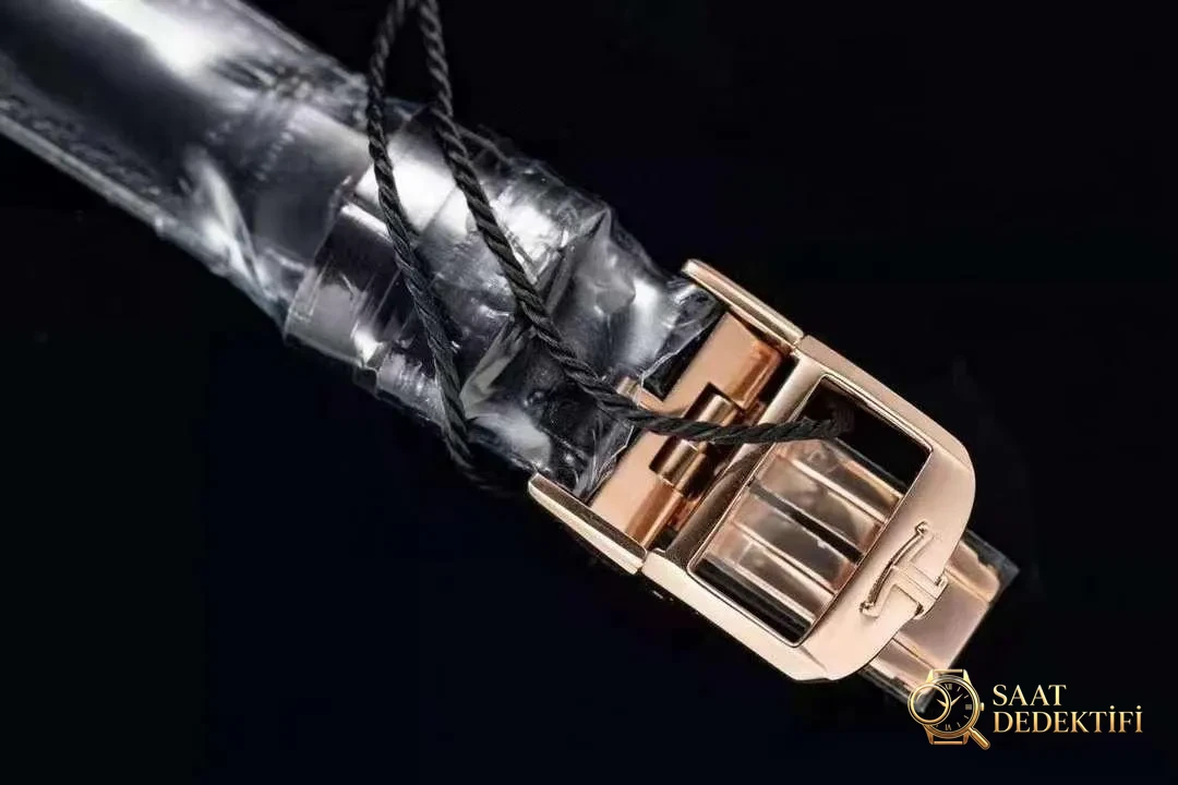 ZF Jaeger-LeCoultre Rendez-Vous serisi ay evreli mücevher kol saati Q3523570 incelemesi - Bilekte Duruş ve Kasa Orantısı