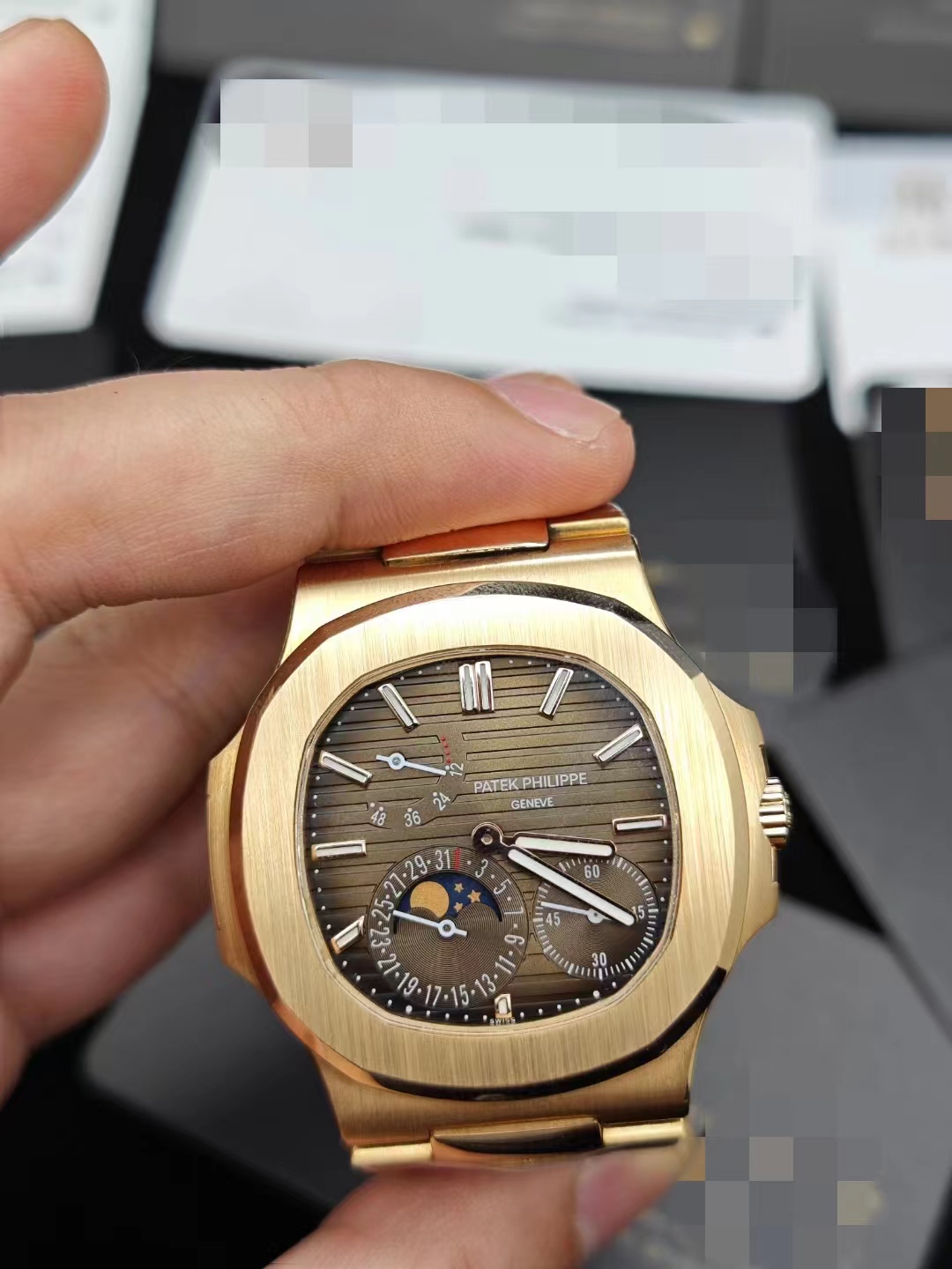 ZF V2 Replica Patek Philippe Nautilus 5712r Moon Phase — 9. fotoğraf