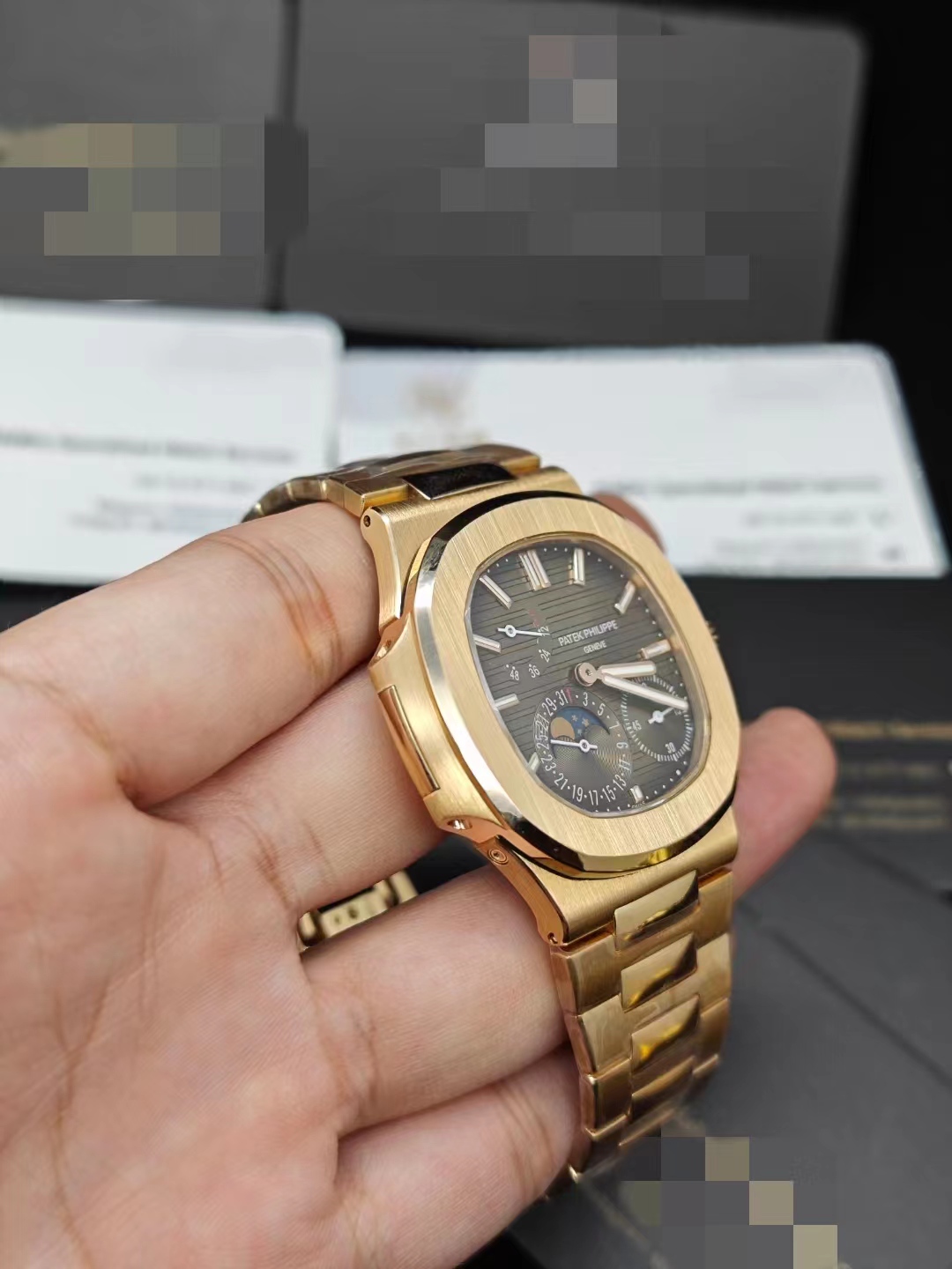 ZF V2 Replica Patek Philippe Nautilus 5712r Moon Phase — 12. fotoğraf