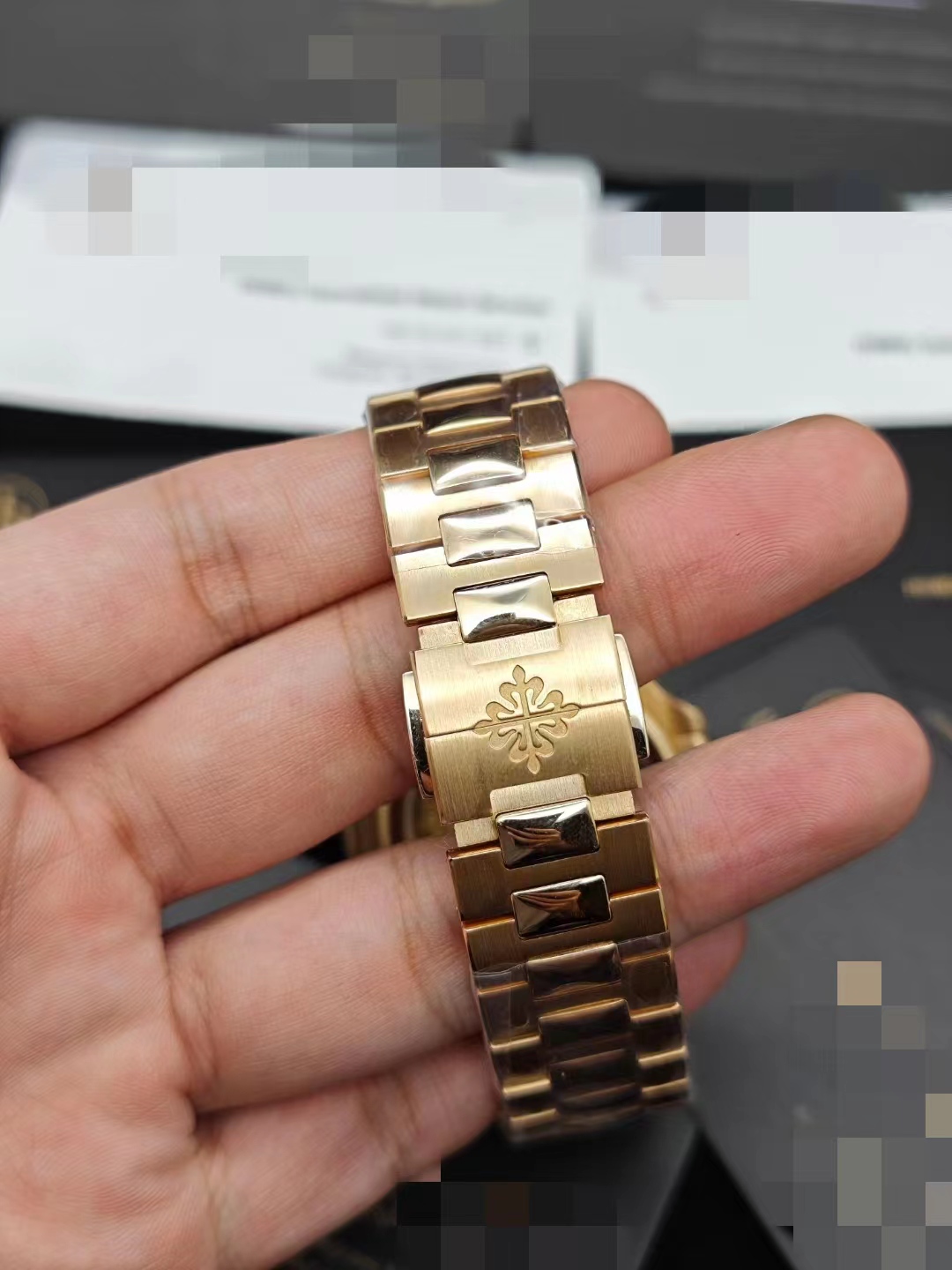 ZF V2 Replica Patek Philippe Nautilus 5712r Moon Phase — 14. fotoğraf
