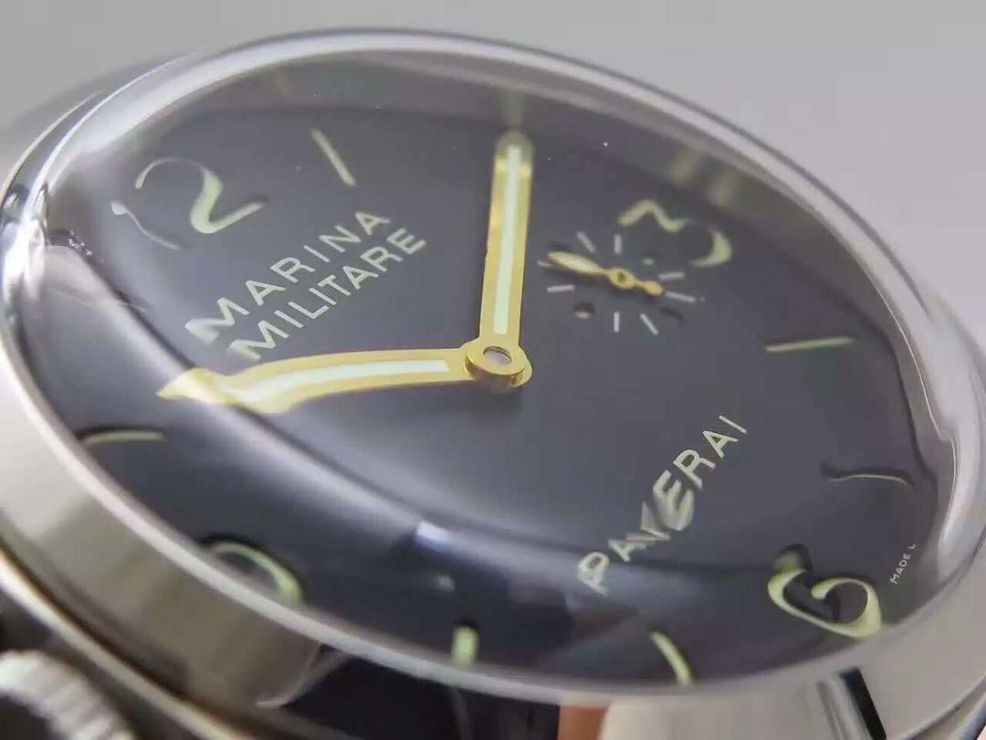 Panerai PAM 217 Altın Rengi İbreler