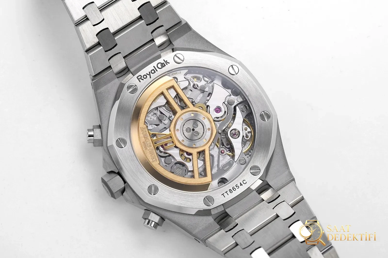 Новый продукт ZF | Скрытая сила в острых линиях, проверенных временем — Audemars Piguet Royal Oak 26240 — Толщина бокового профиля и эргономичный изгиб