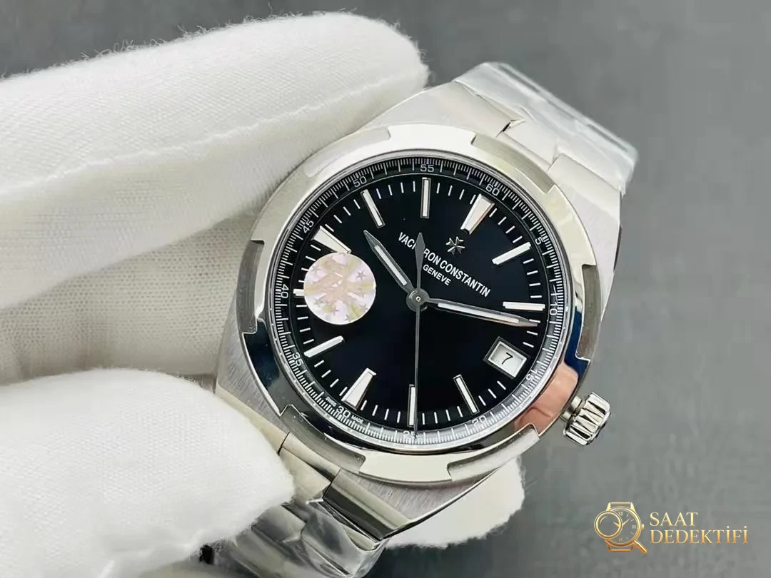 Replika Vacheron Constantin Overseas Siyah Saat