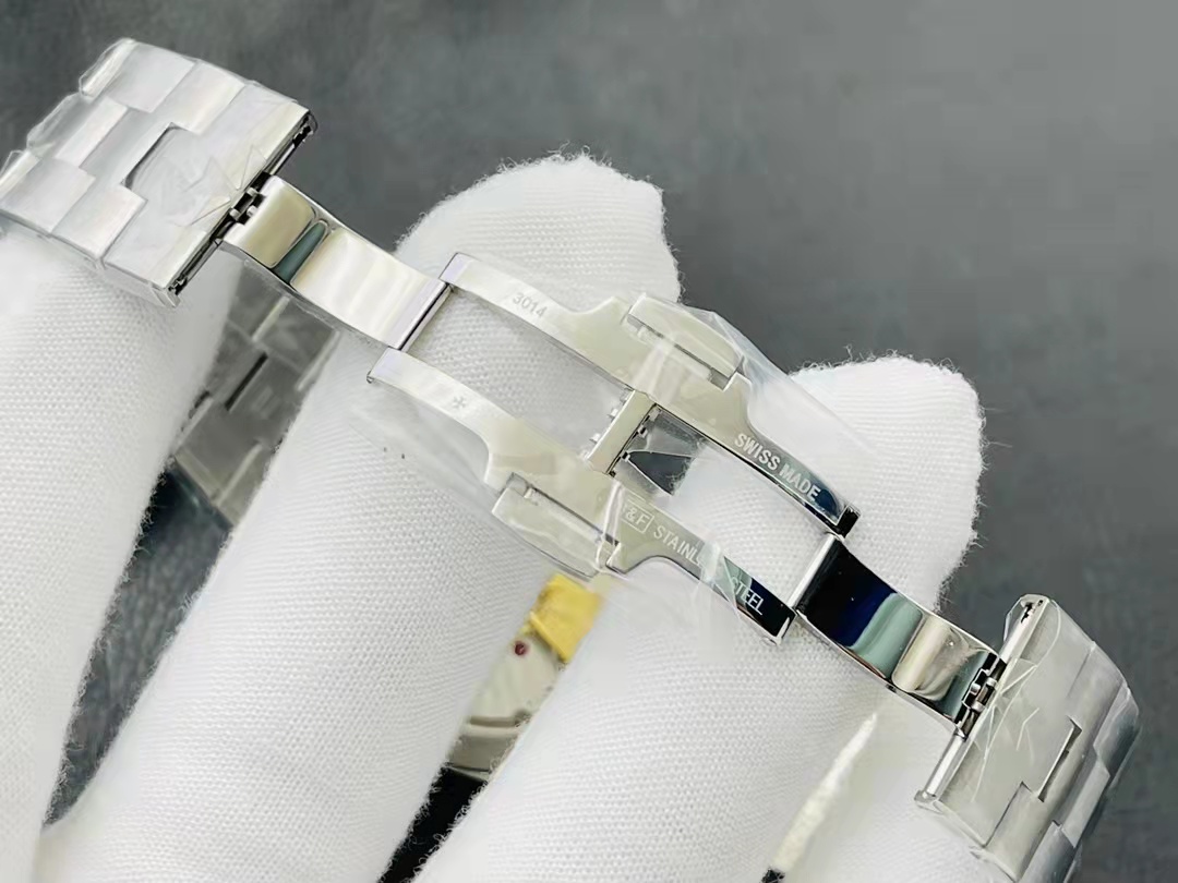 Vacheron Constantin Overseas 4500V Kapama Tokası