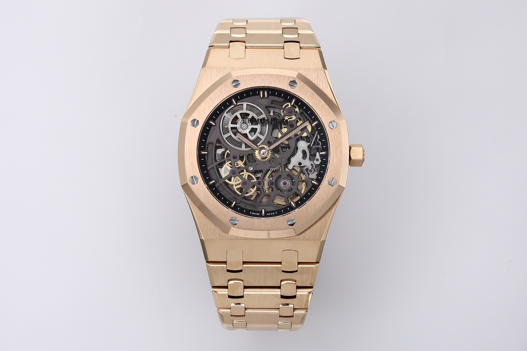 ZFFactory 2025'in özenle hazırlanmış yeni eseri — Audemars Piguet AP Royal Oak serisi 16024, bilekteki mekanik ritmiyle lüks ve işçiliğin uyumunu bir araya getiriyor. — 4. fotoğraf