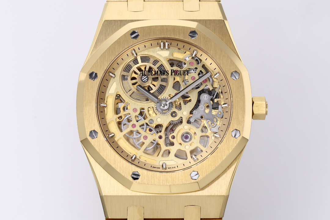 ZFFactory 2025'in özenle hazırlanmış yeni eseri — Audemars Piguet AP Royal Oak serisi 16024, bilekteki mekanik ritmiyle lüks ve işçiliğin uyumunu bir araya getiriyor. — 20. fotoğraf