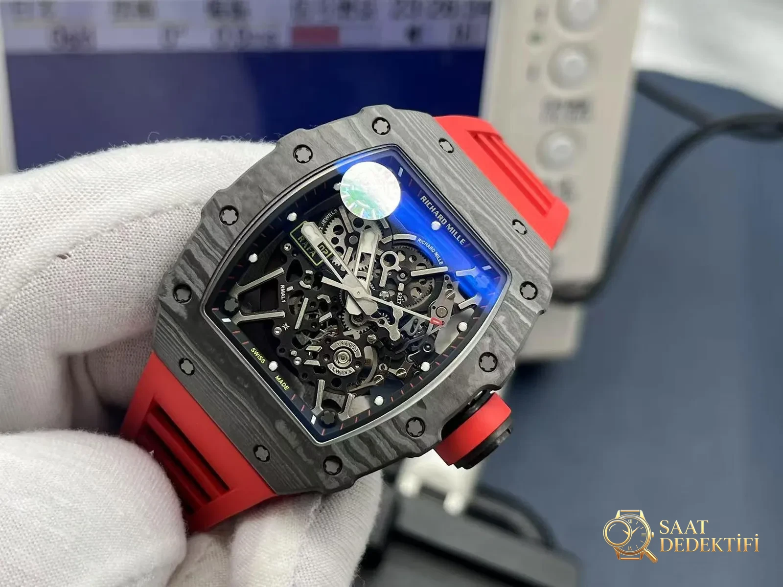 ZF.Factory yeni bir zirveye imza atıyor: RM35-02 çığır açan yenilikleriyle karşınızda! - Kadran Detayı ve Bezel İşçiliği
