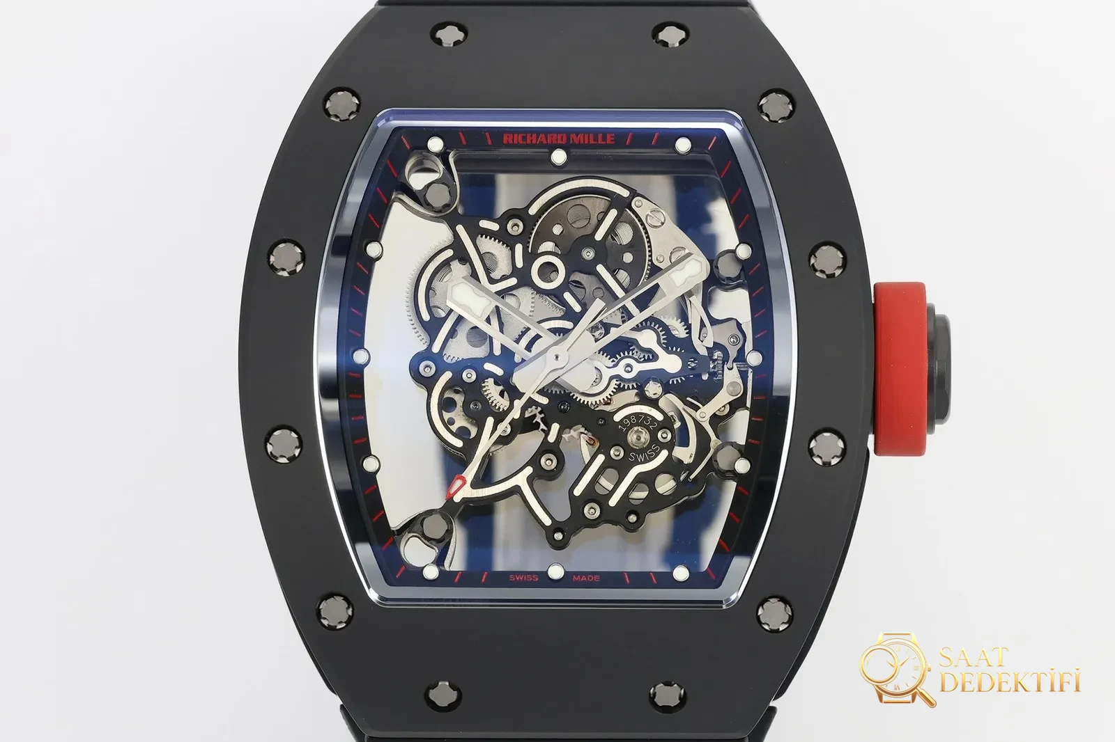 ZF.factory2026 öne çıkan model | Piyasanın en üst donanımlı Richard Mille RM-055 V3 versiyonu siyah seramik spor kol saati, sert bilek estetiğini yansıtıyor! - Arka Kapak ve Mekanizma Detayı