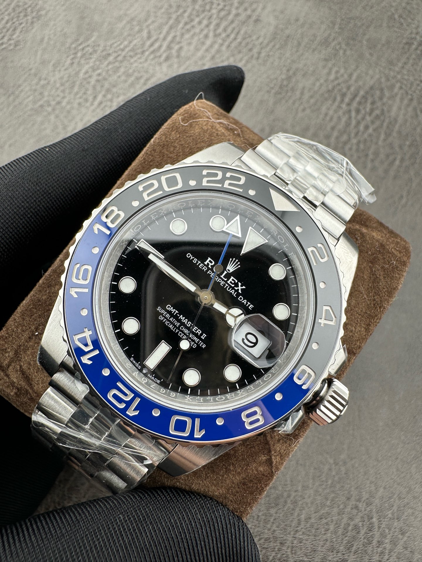 Zirvede replika! VS 2025 Rolex GMT Greenwich kola bezel görkemli şekilde geliyor — 12. fotoğraf