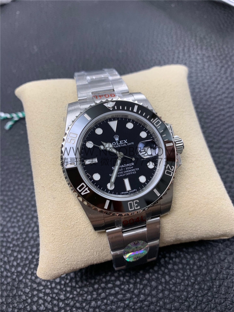 ZZ Factory Black Bay Rolex Submariner 116610 replika saatin orijinalle karşılaştırmalı incelemesi — 11. fotoğraf