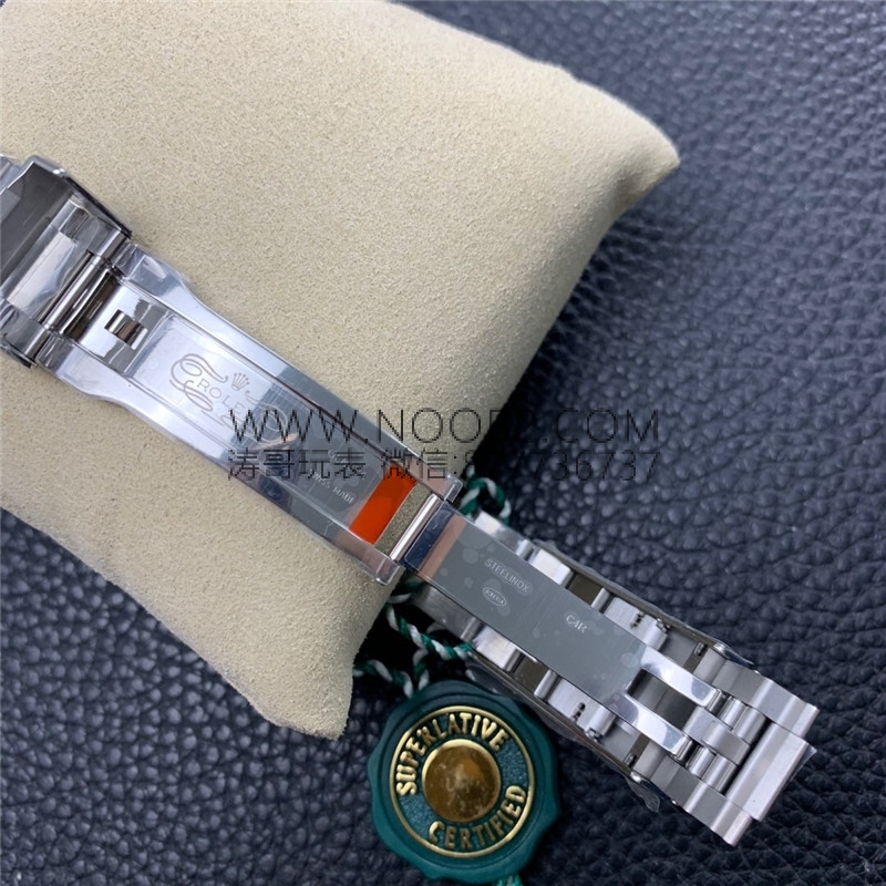 ZZ Factory Black Bay Rolex Submariner 116610 replika saatin orijinalle karşılaştırmalı incelemesi — 16. fotoğraf